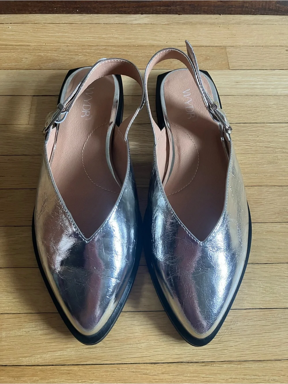 READ DESCRIPTION 9WW WYDR Studios Wide Metallic Silver Marlowe Slingback Flat